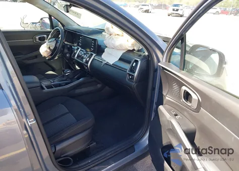 2022 Kia Sorento Lx z USA, uszkodzony, nr VIN 5XYRG4LCXNG123788